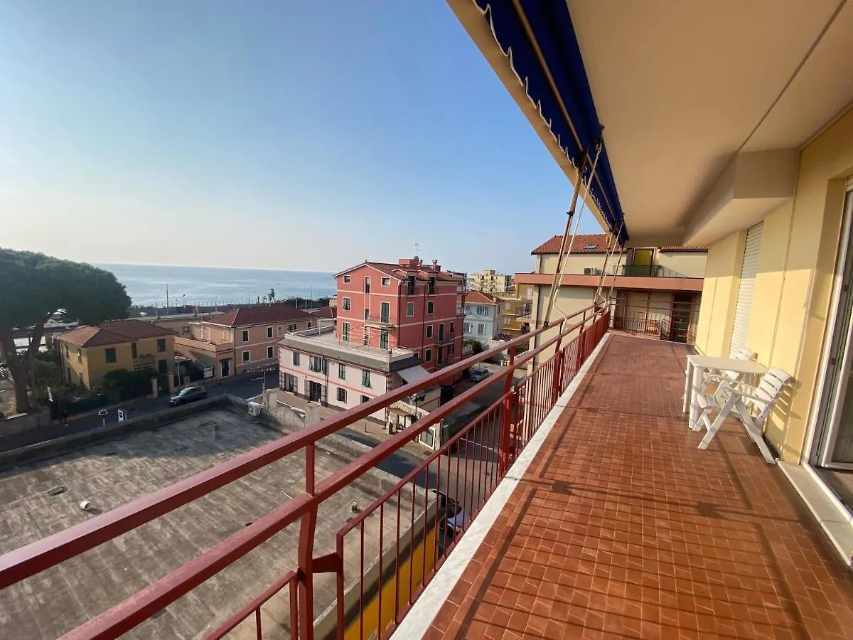 Soluzione Casa Pietra Ligure Sea View Apartment Italy