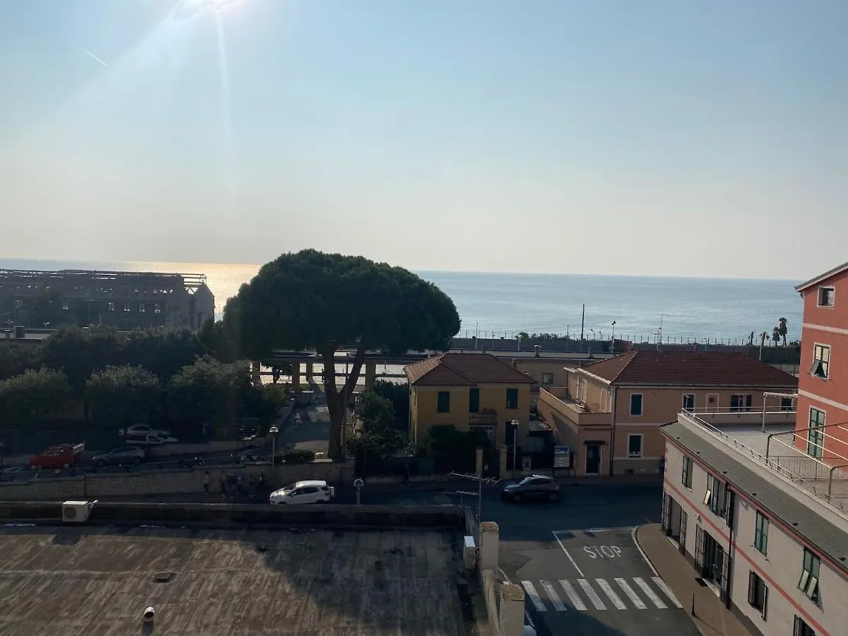 Soluzione Casa Pietra Ligure Sea View Apartment
