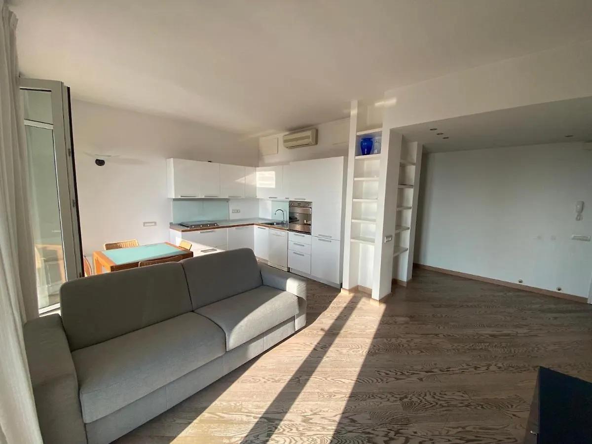 Soluzione Casa Pietra Ligure Sea View Apartment